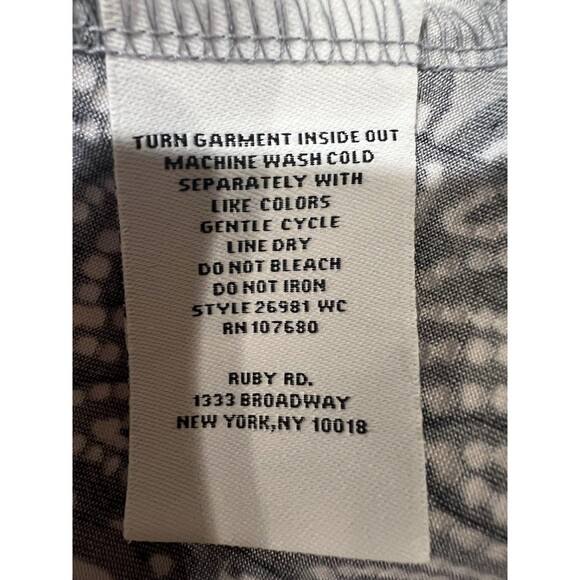 Ruby Rd. Black and White Floral Sleevless Maxi Dress Size Petite Large - Picture 6 of 6